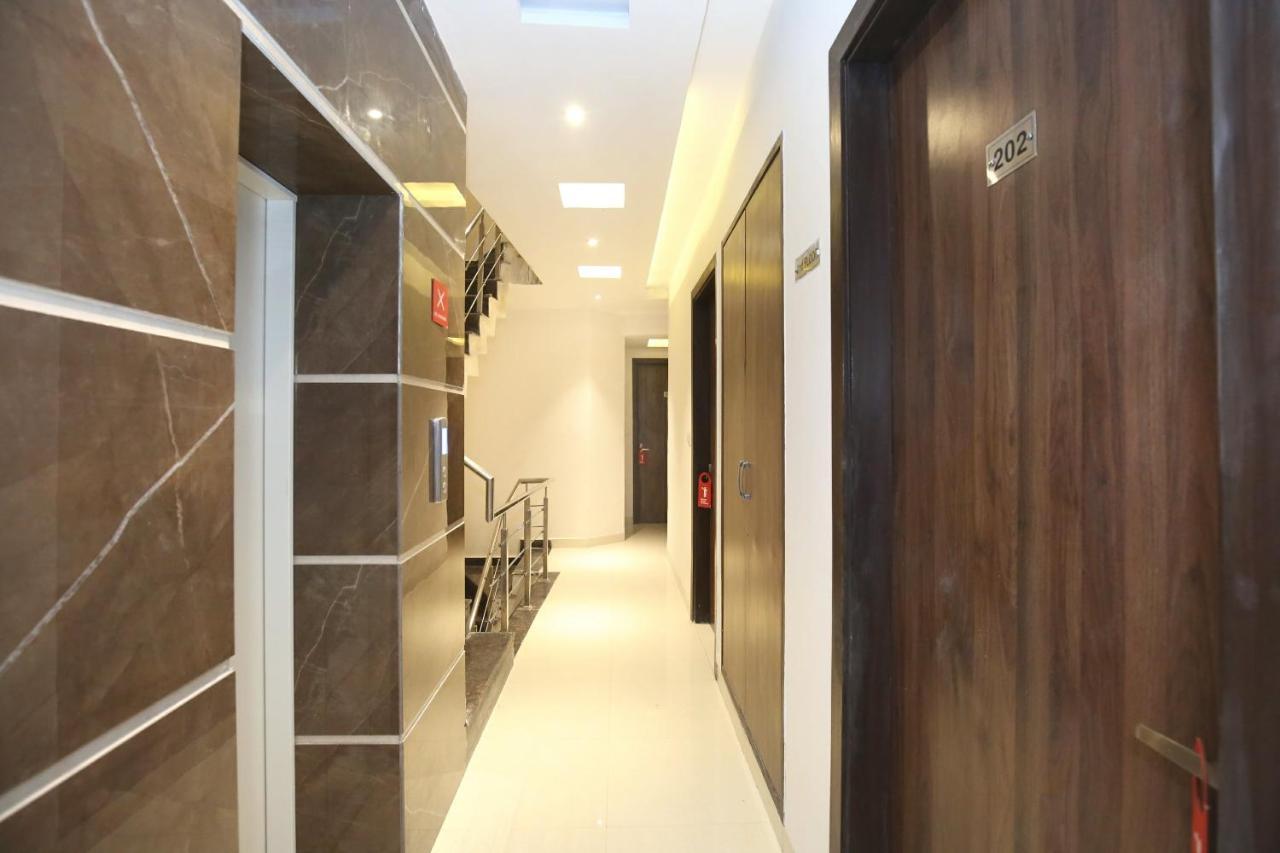 Oyo 11680 Hotel Grand Star Amritsar Exterior foto